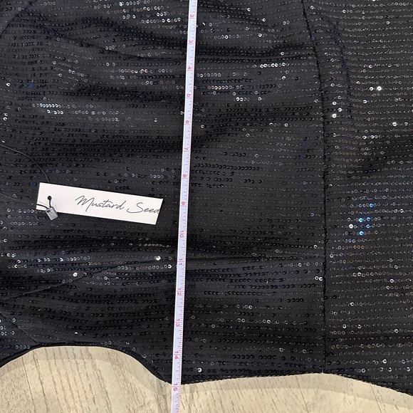 Sparkle & Shine! Beautiful Sequined Party Dress! - Picture 4 of 7